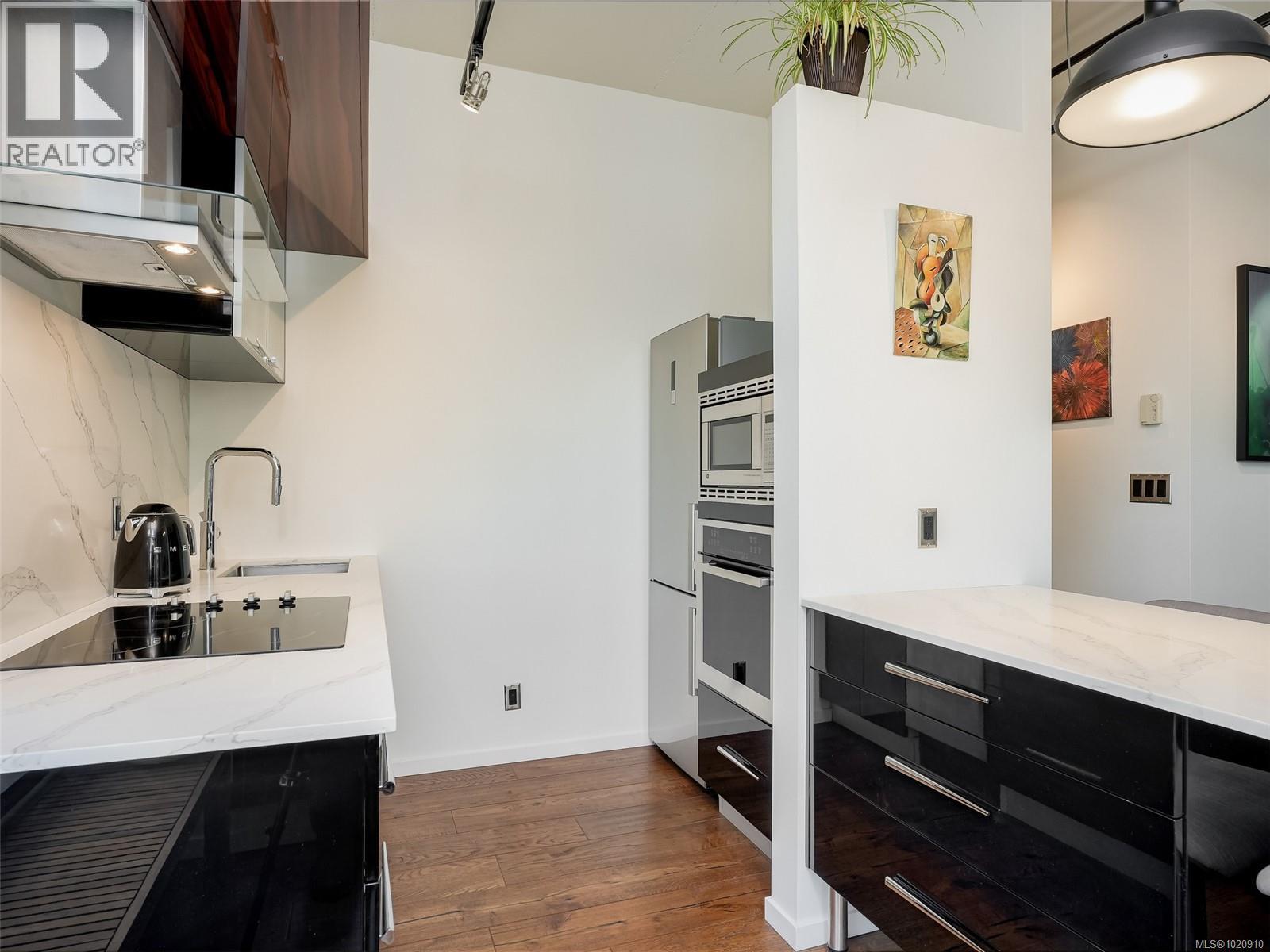 501 1029 View Street, Victoria