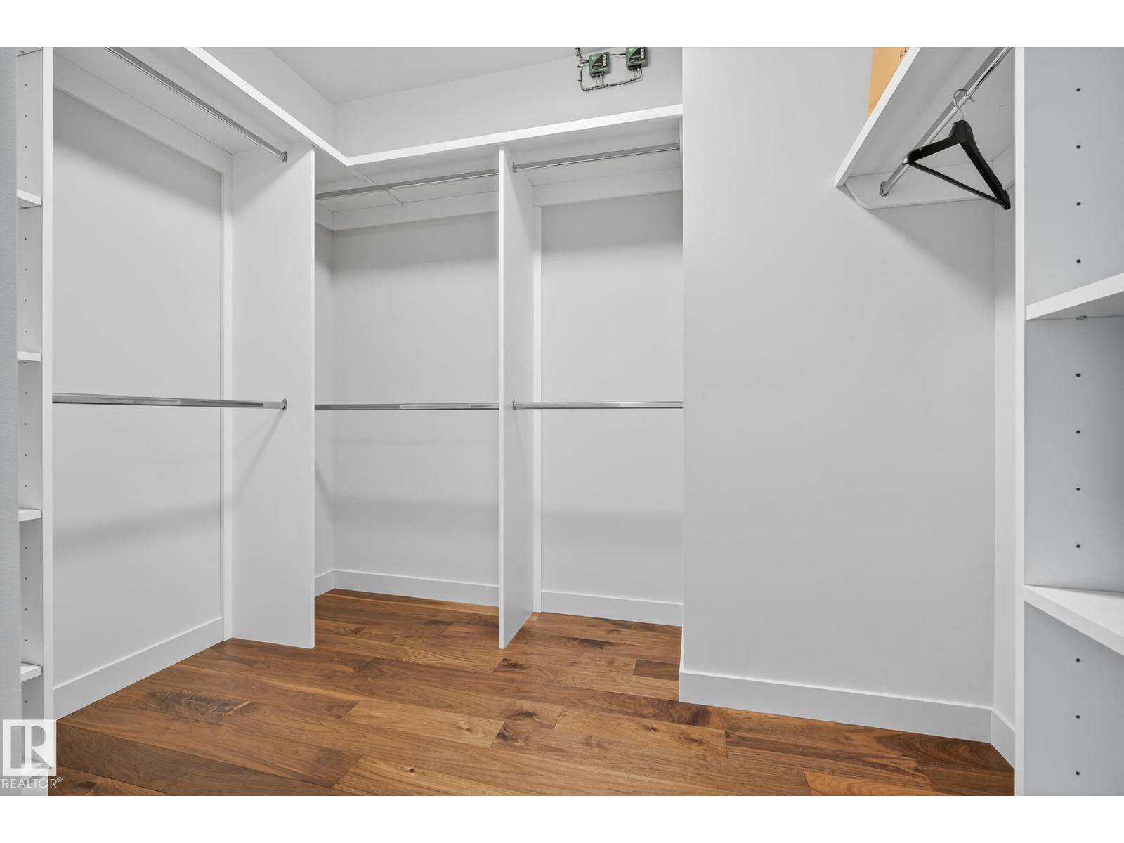 #4704 10360 102 ST NW, Edmonton