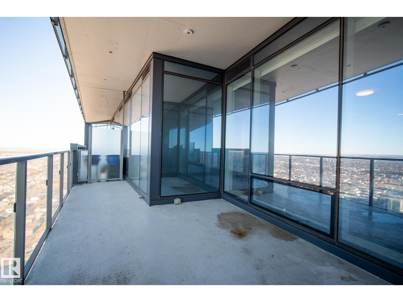 #4704 10360 102 ST NW, Edmonton