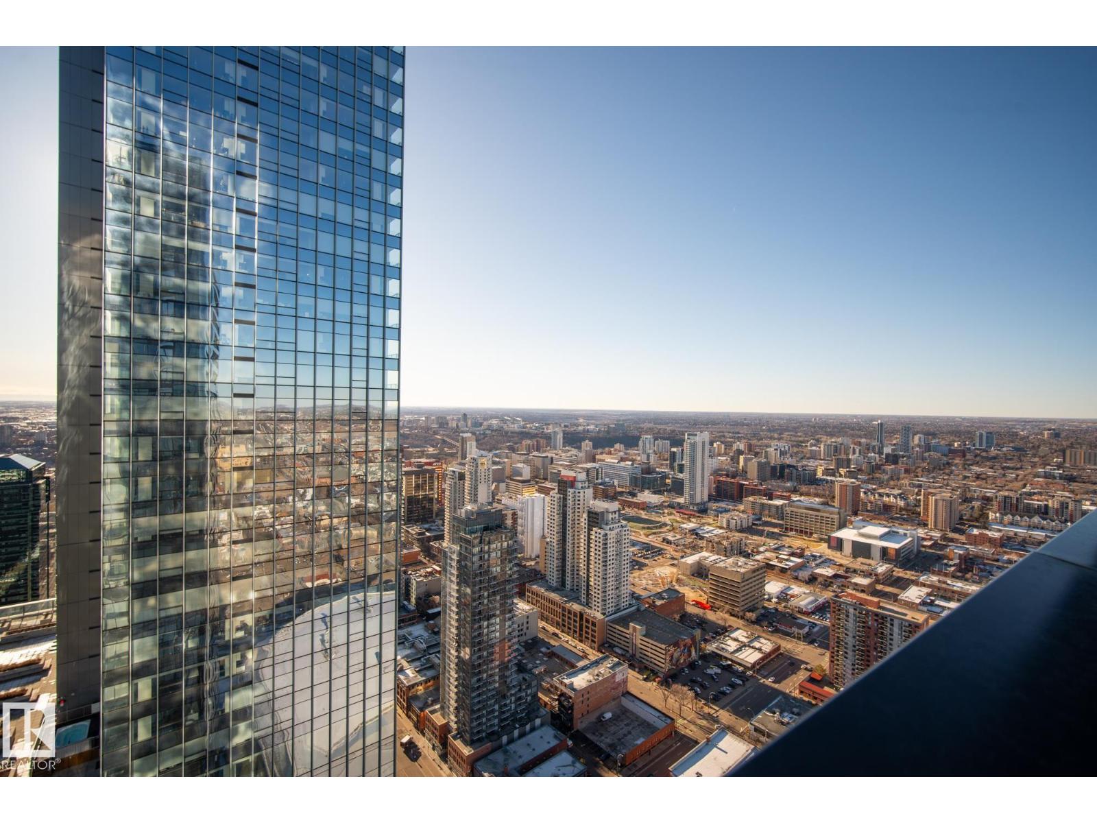 #4704 10360 102 ST NW, Edmonton