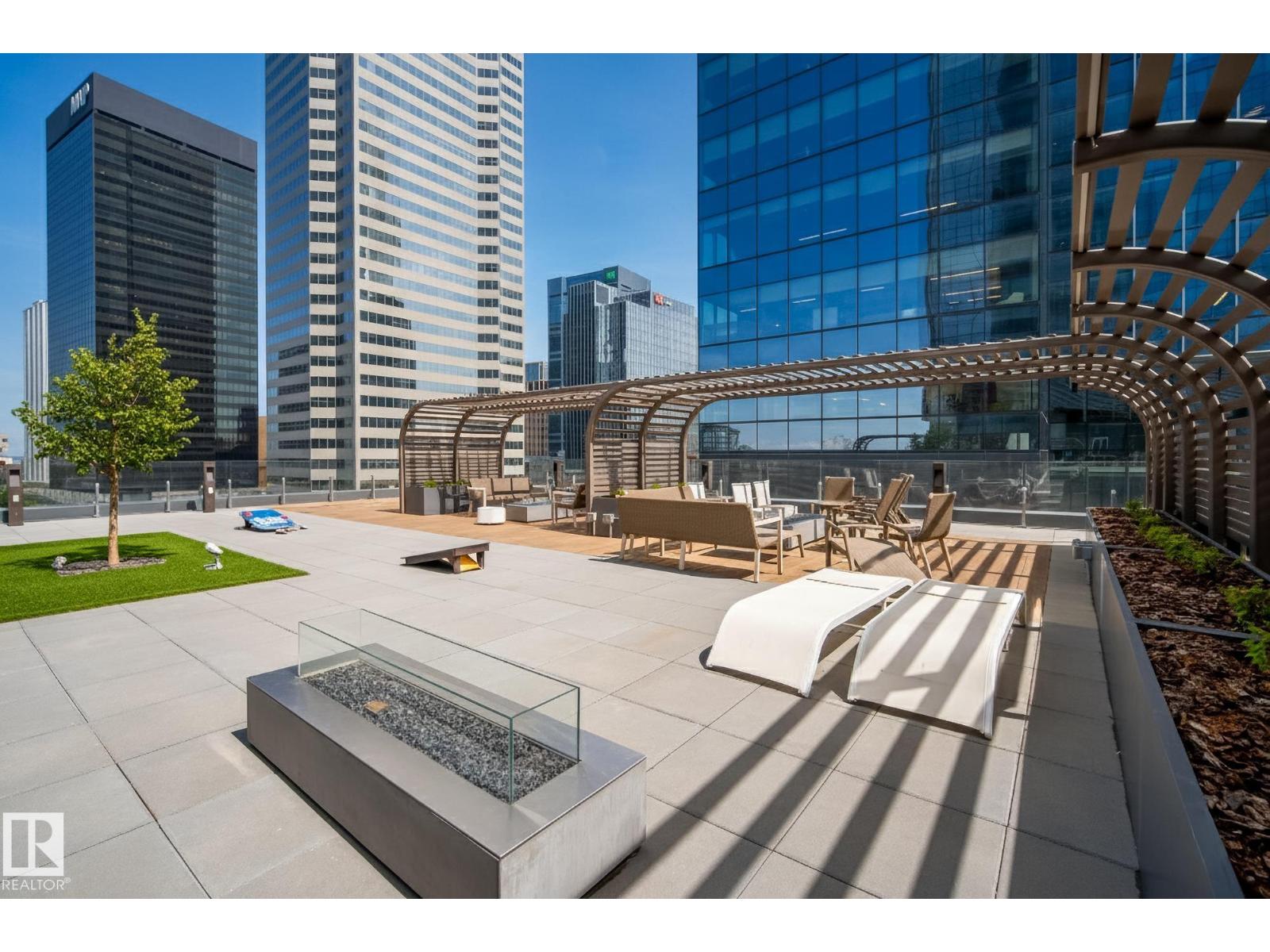 #4704 10360 102 ST NW, Edmonton