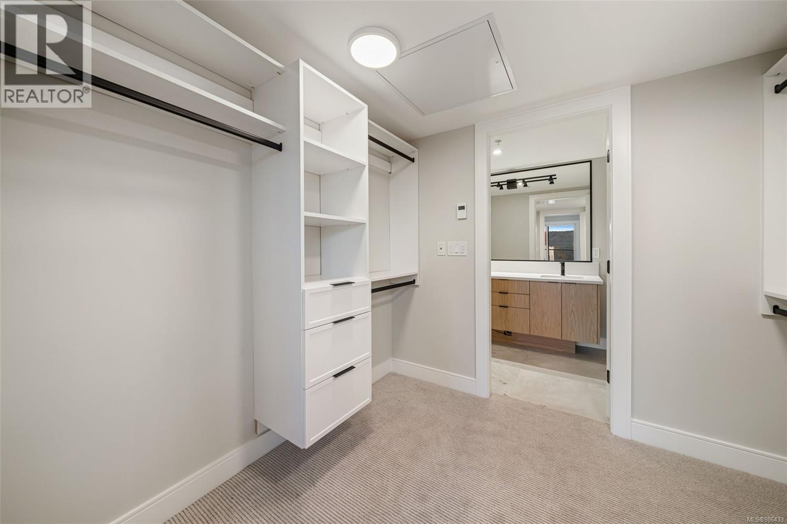  2507 Bronzite Place, Langford