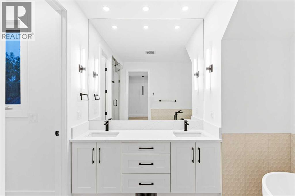 Single Family House for Sale in  A Street NW Parkdale Calgary 