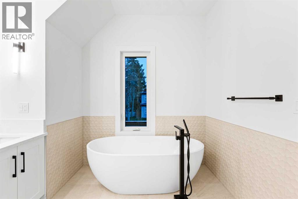 Single Family House for Sale in  A Street NW Parkdale Calgary 