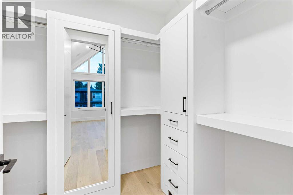 Single Family House for Sale in  A Street NW Parkdale Calgary 