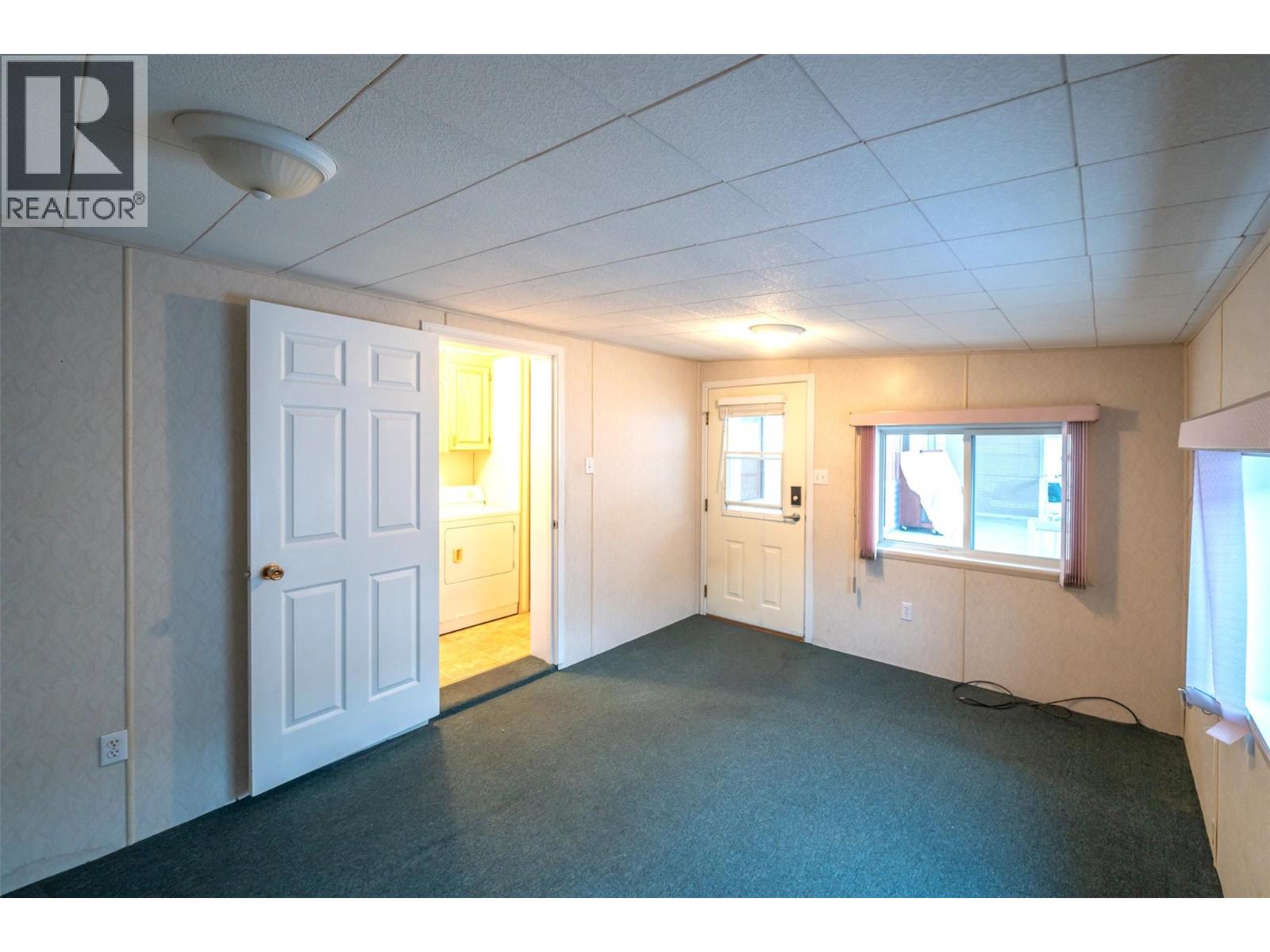 6778 TUCELNUIT Drive Unit# 39, Oliver