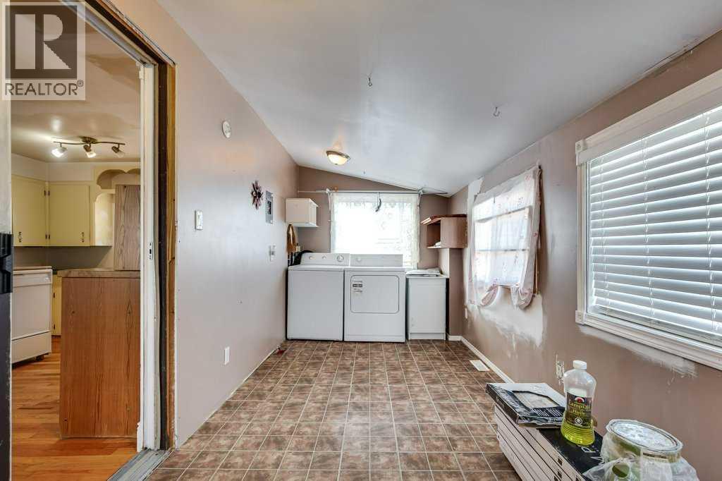 4515 50 Avenue, Innisfail