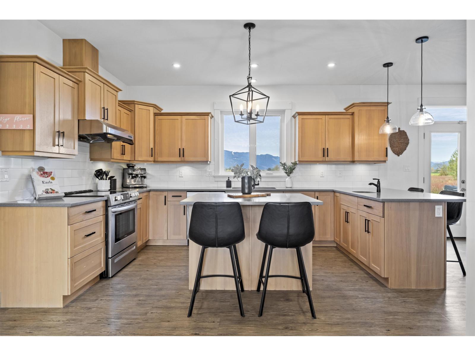 49111 CHILLIWACK CENTRAL ROAD, East Chilliwack, Chilliwack