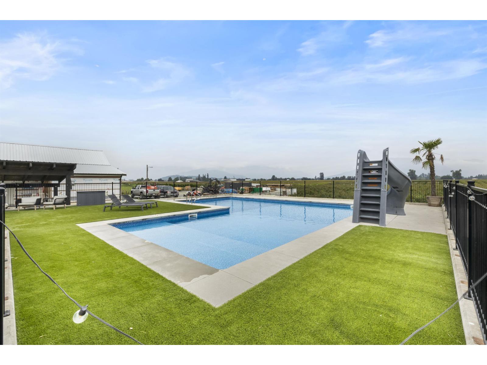 49111 CHILLIWACK CENTRAL ROAD, East Chilliwack, Chilliwack