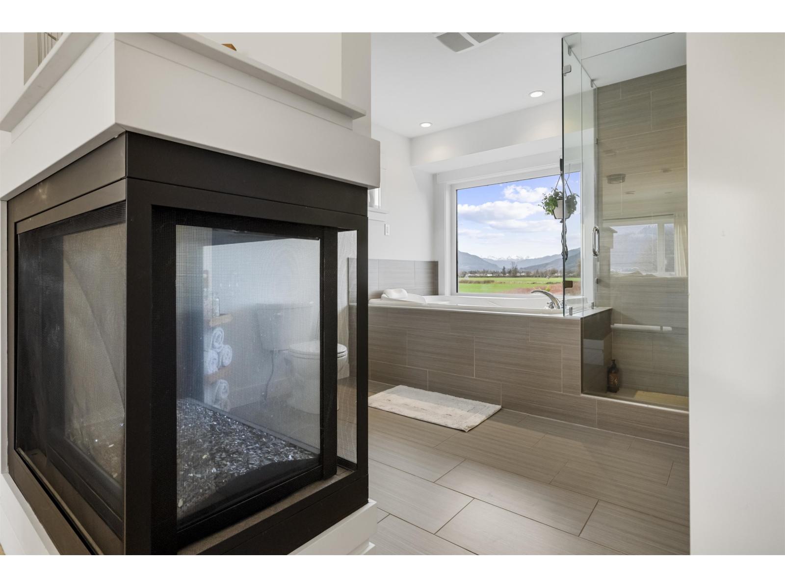 49111 CHILLIWACK CENTRAL ROAD, East Chilliwack, Chilliwack