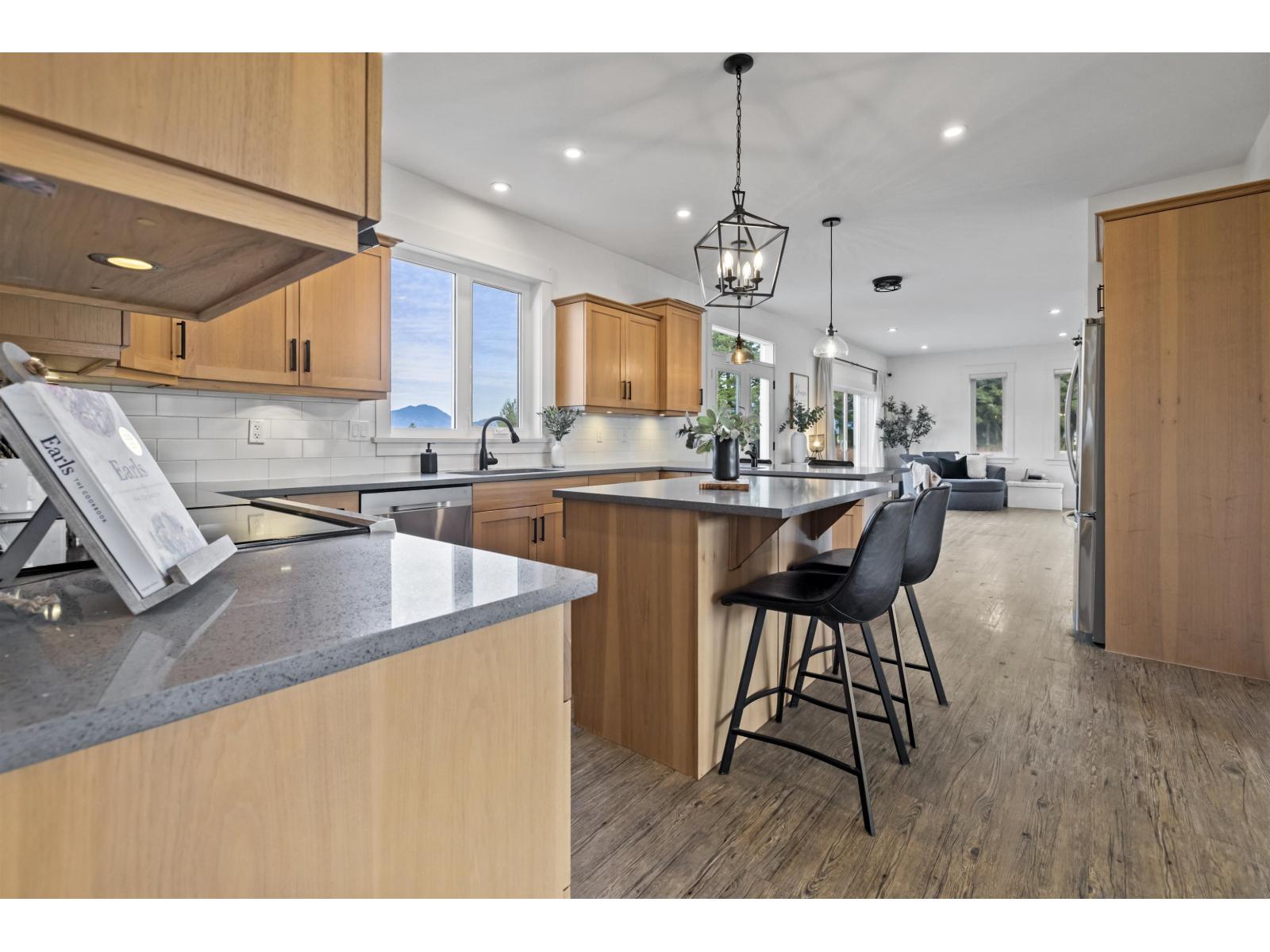 49111 CHILLIWACK CENTRAL ROAD, East Chilliwack, Chilliwack