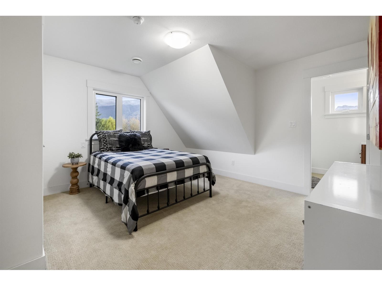 49111 CHILLIWACK CENTRAL ROAD, East Chilliwack, Chilliwack