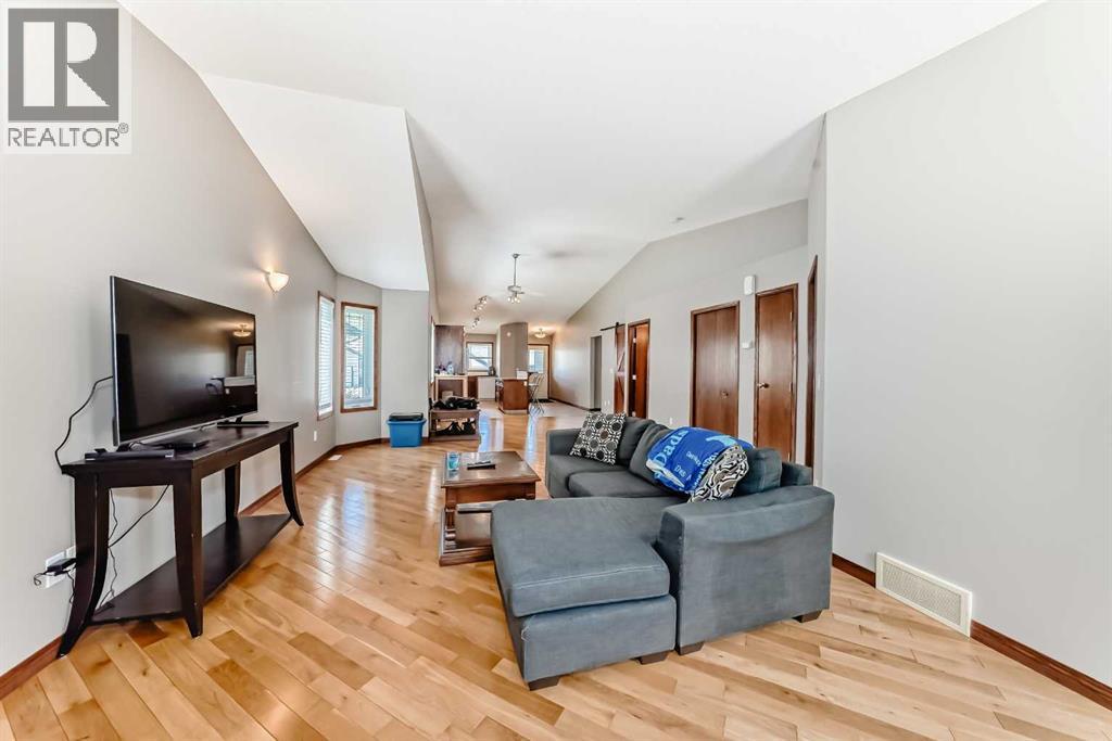 5517 52 Avenue Close, Innisfail