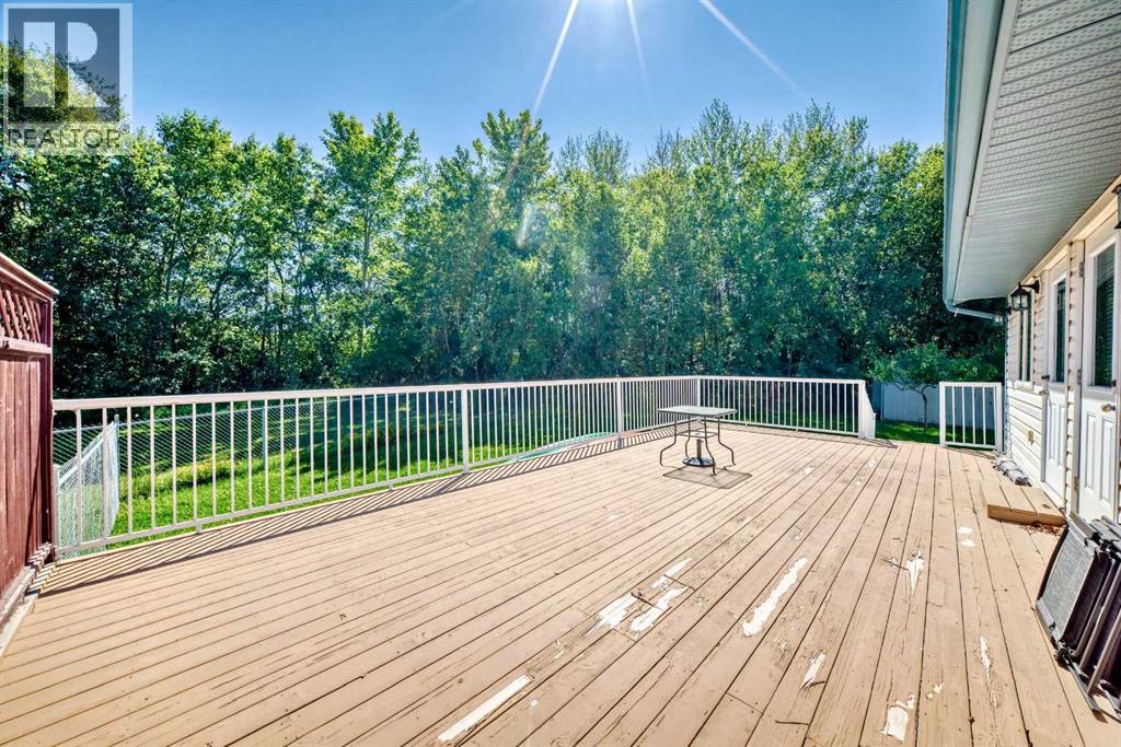 5517 52 Avenue Close, Innisfail