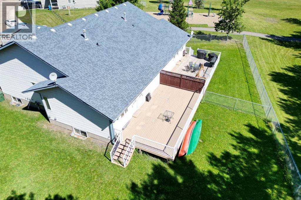 5517 52 Avenue Close, Innisfail