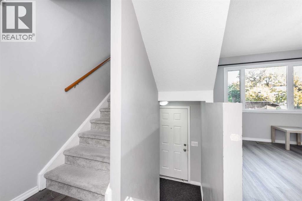 Single Family House for Sale in   Templewood Drive NE Temple Calgary 