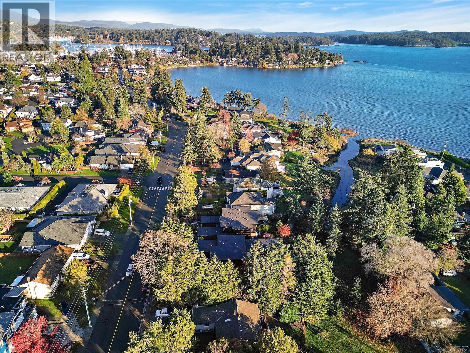  10211 Resthaven Drive, Sidney