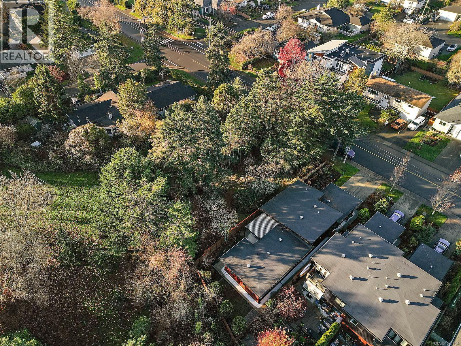  10211 Resthaven Drive, Sidney