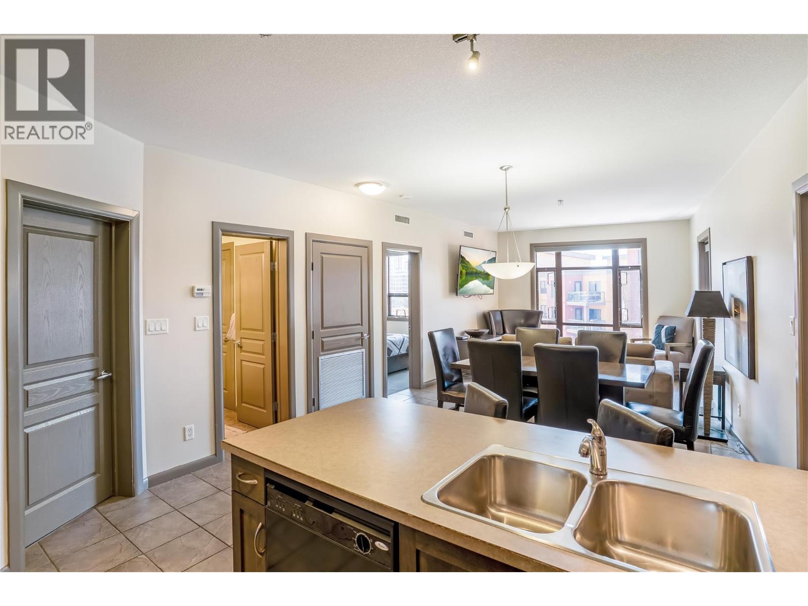 629 654 Cook Road, Kelowna