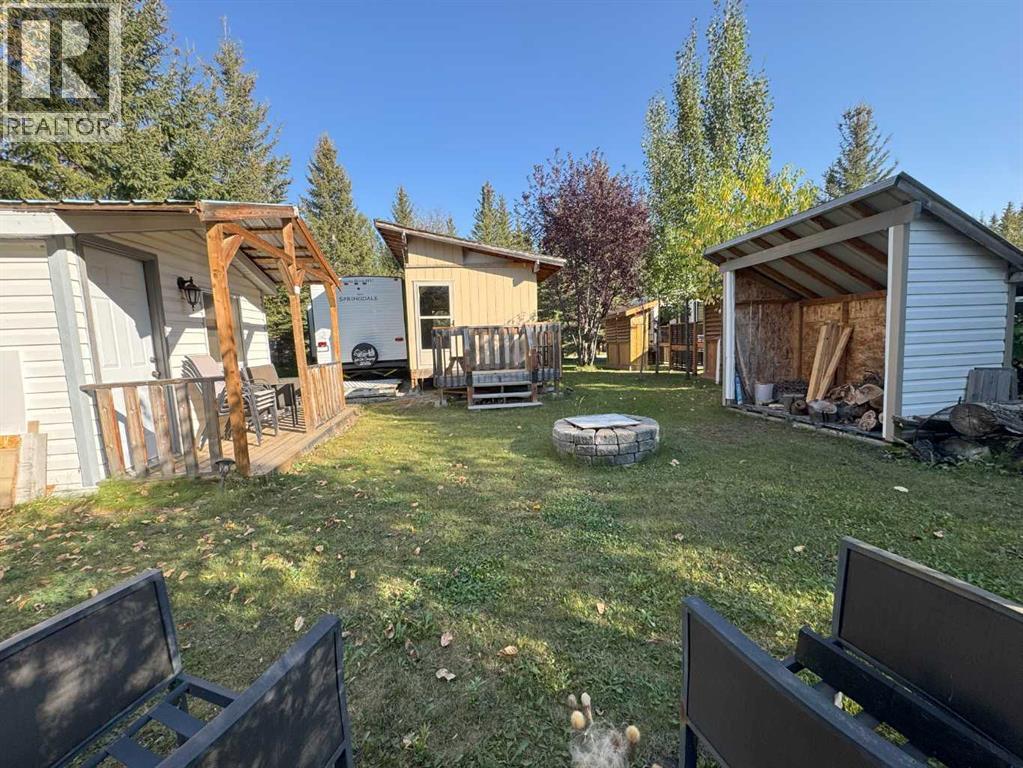 82, 200 4 Avenue SW - Photo 3 of 38, Sundre, Alberta