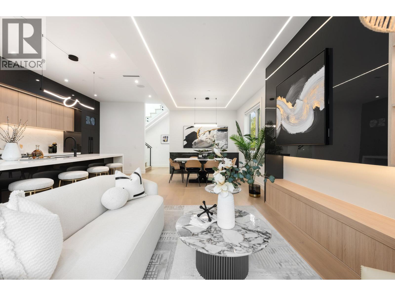 1 3232 W 38TH AVENUE, Vancouver