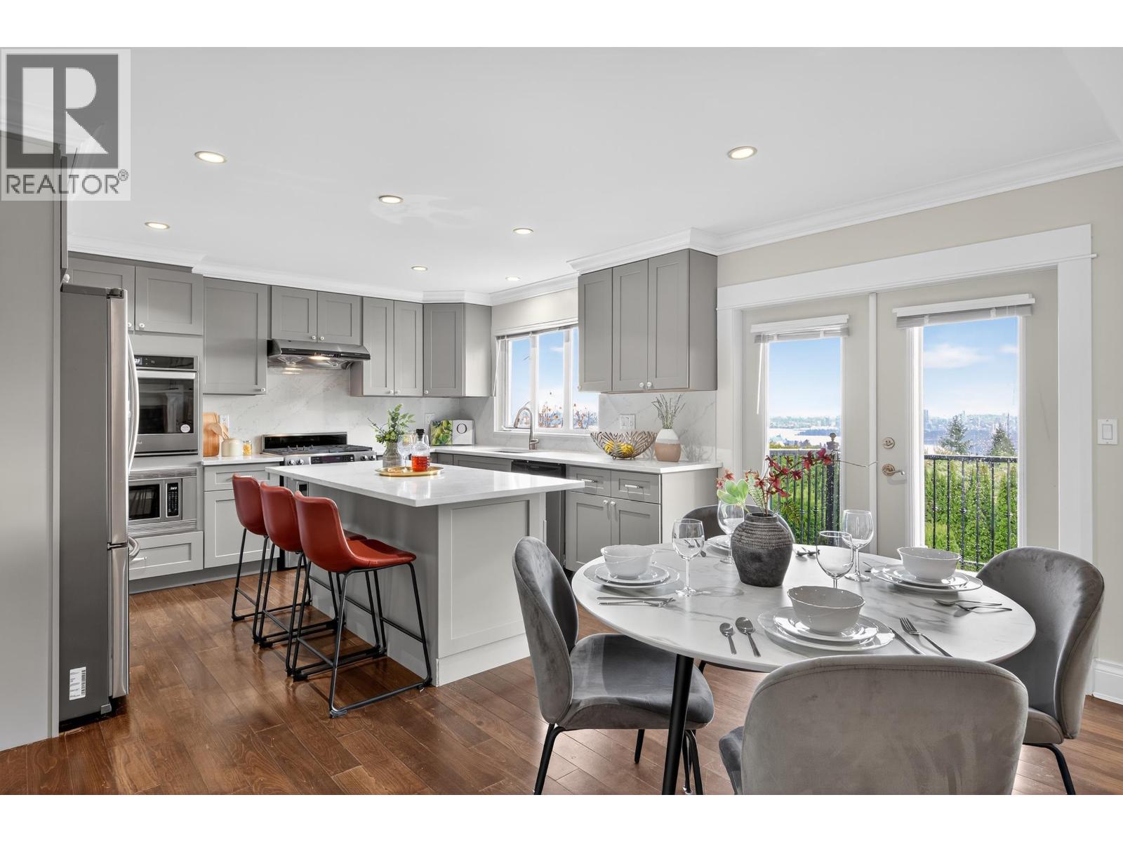 1314 CHARTWELL DRIVE, West Vancouver