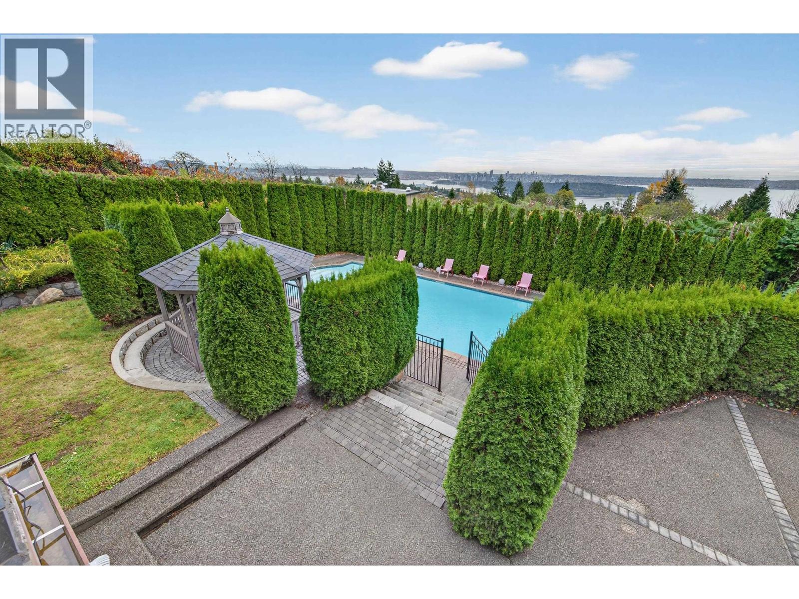 1314 CHARTWELL DRIVE, West Vancouver
