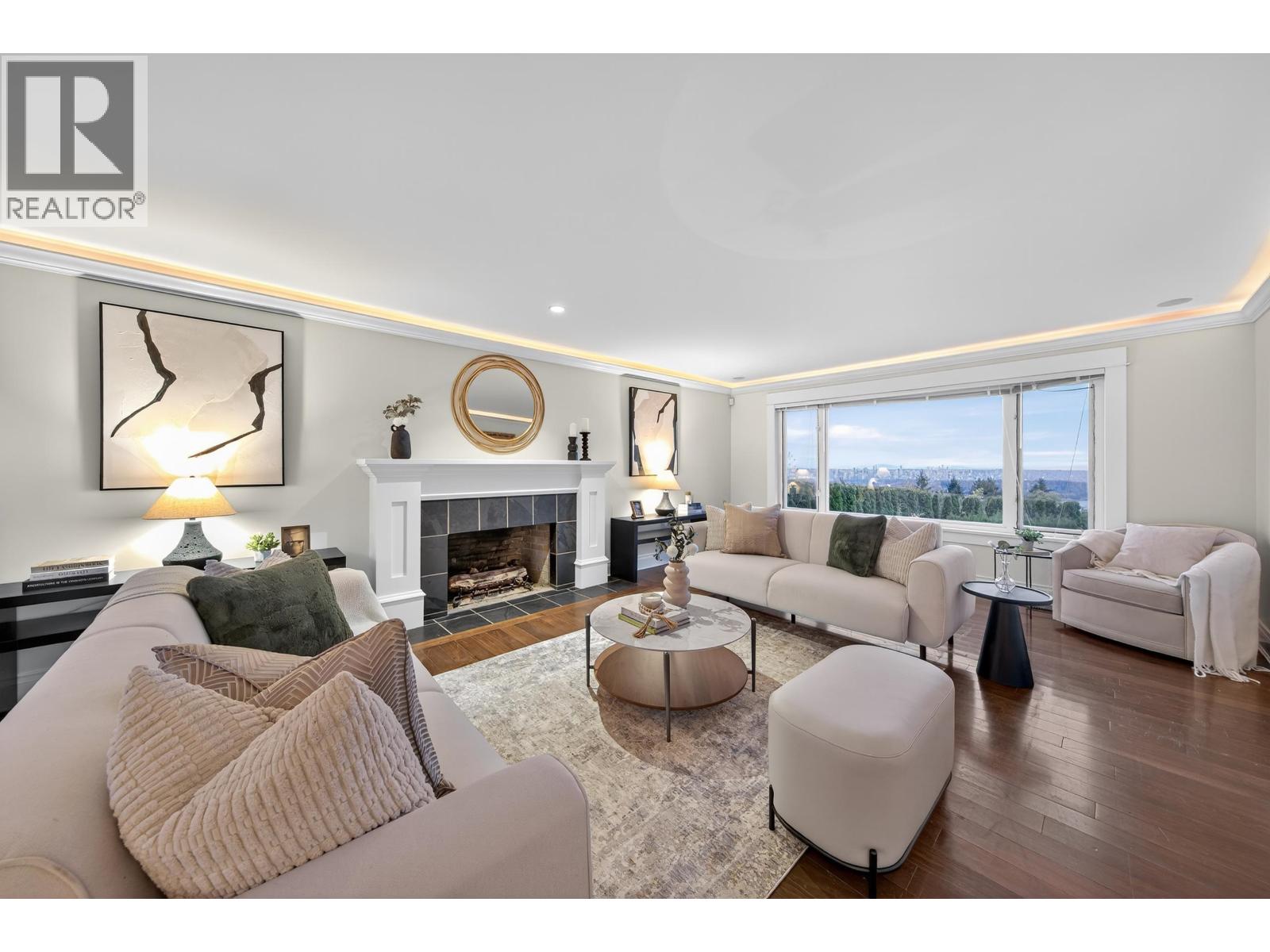 1314 CHARTWELL DRIVE, West Vancouver