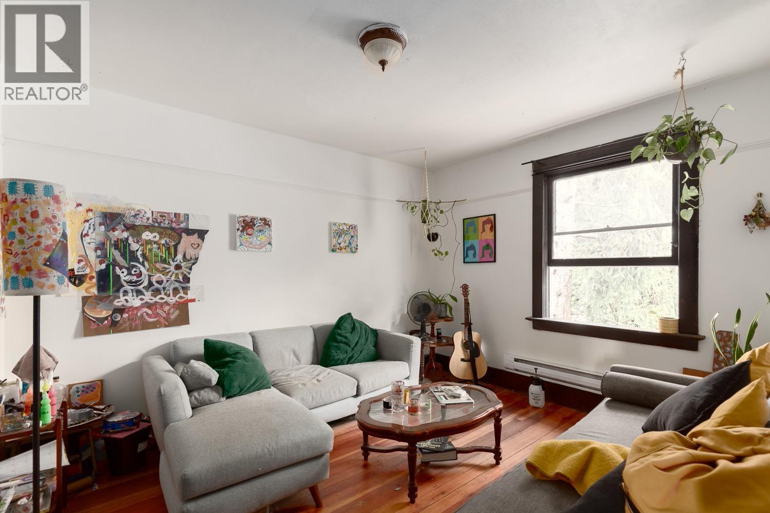 928 E 17TH AVENUE, Vancouver