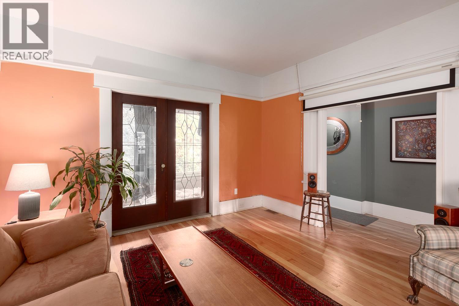 928 E 17TH AVENUE, Vancouver