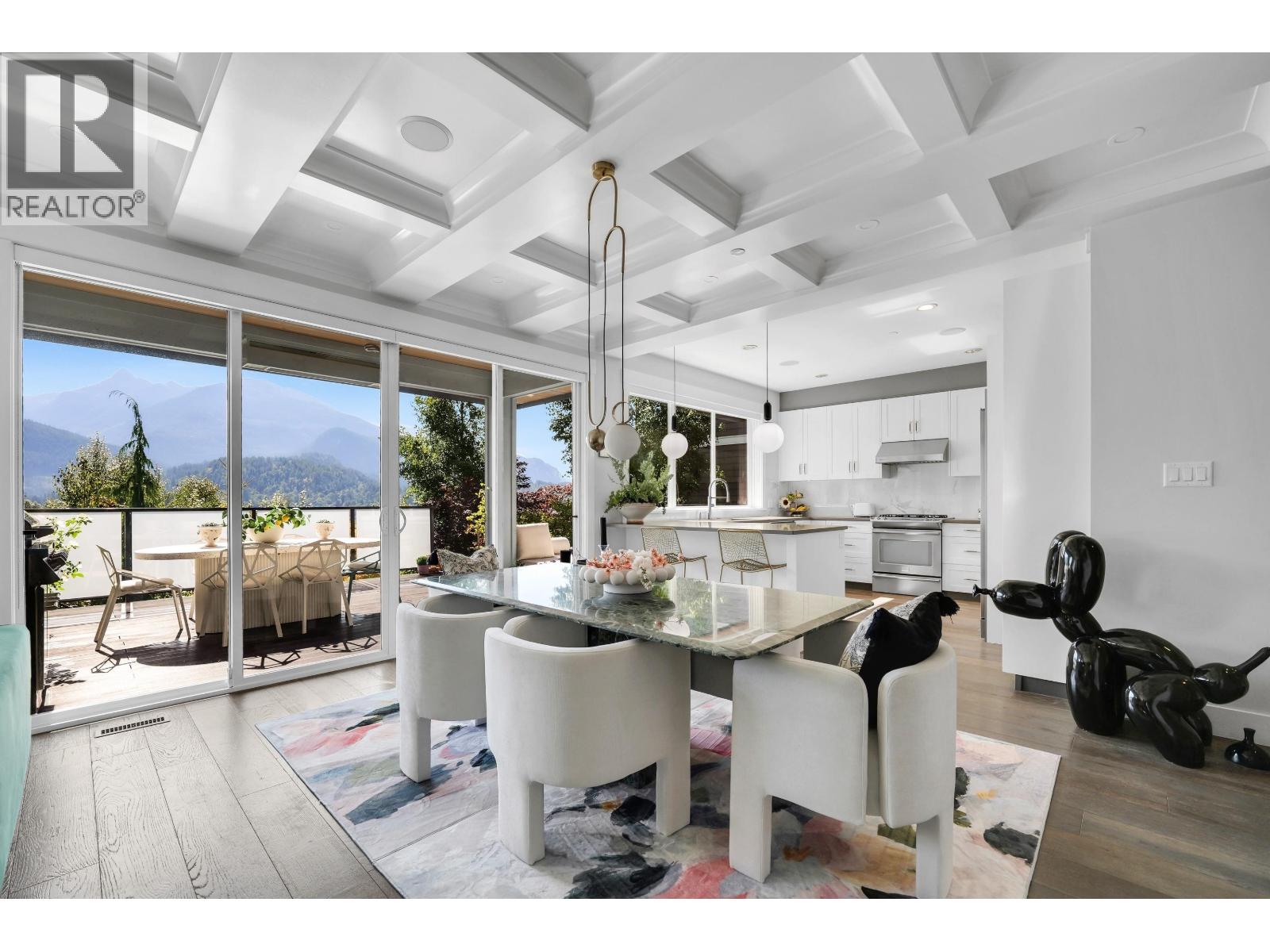 2954 STRANGWAY PLACE, Squamish