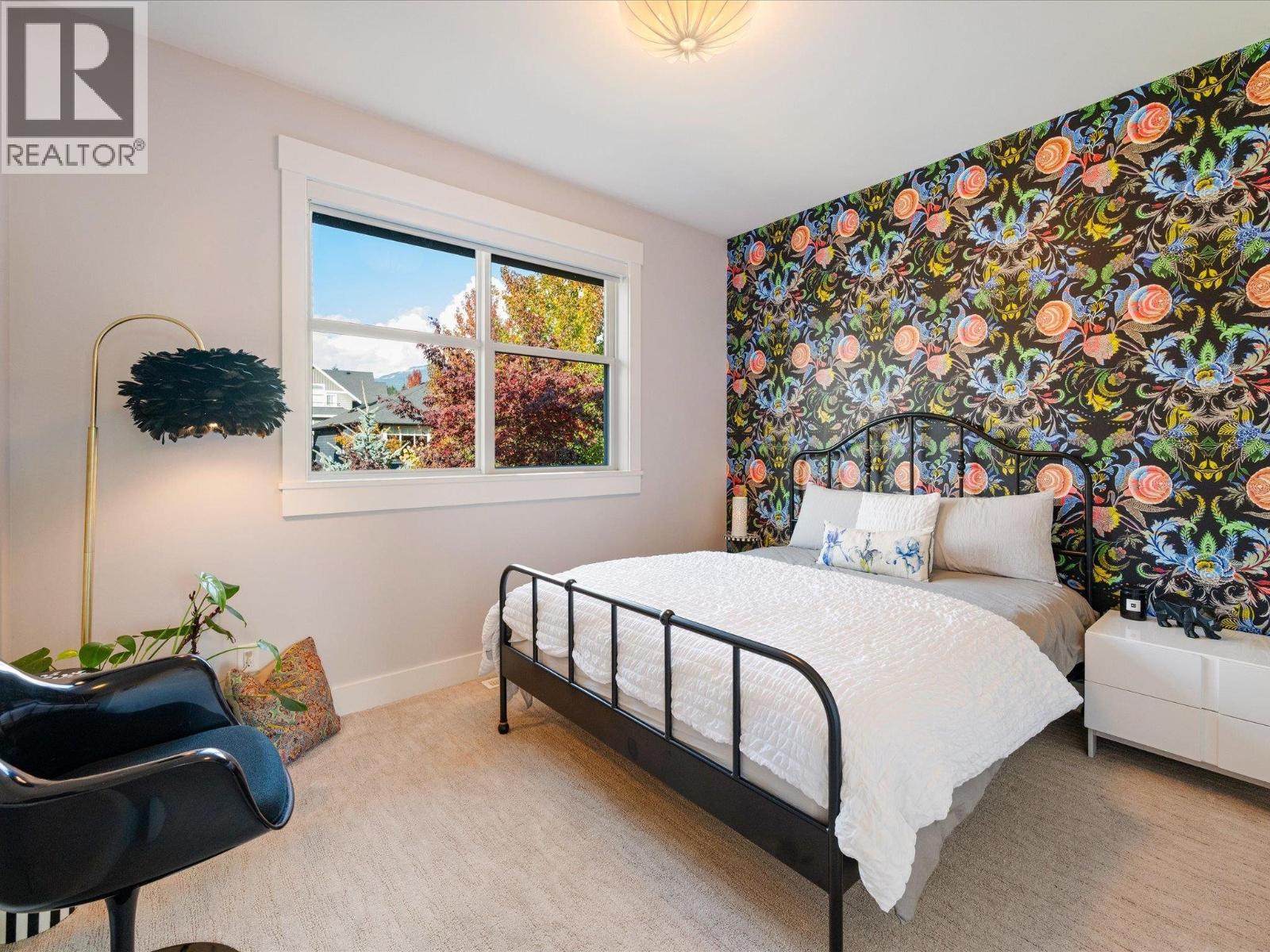 2954 STRANGWAY PLACE, Squamish