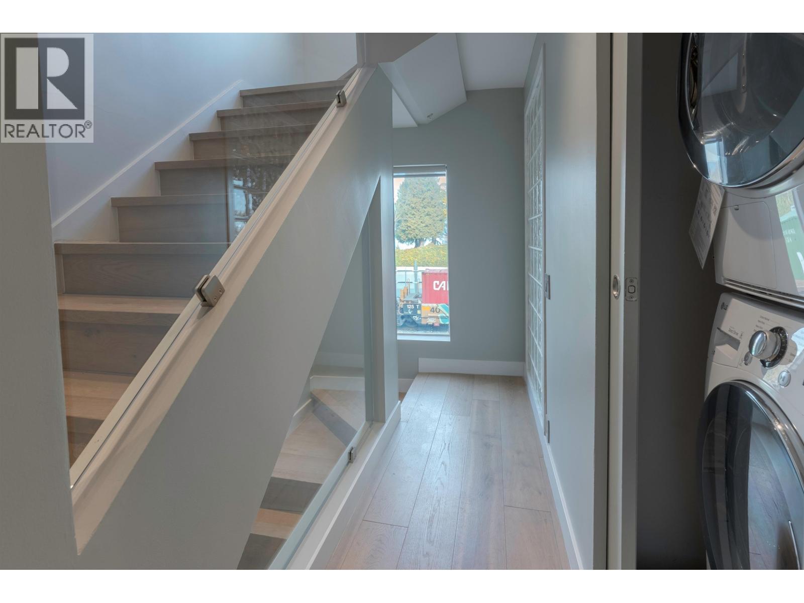 139 ALEXANDER ST, Vancouver