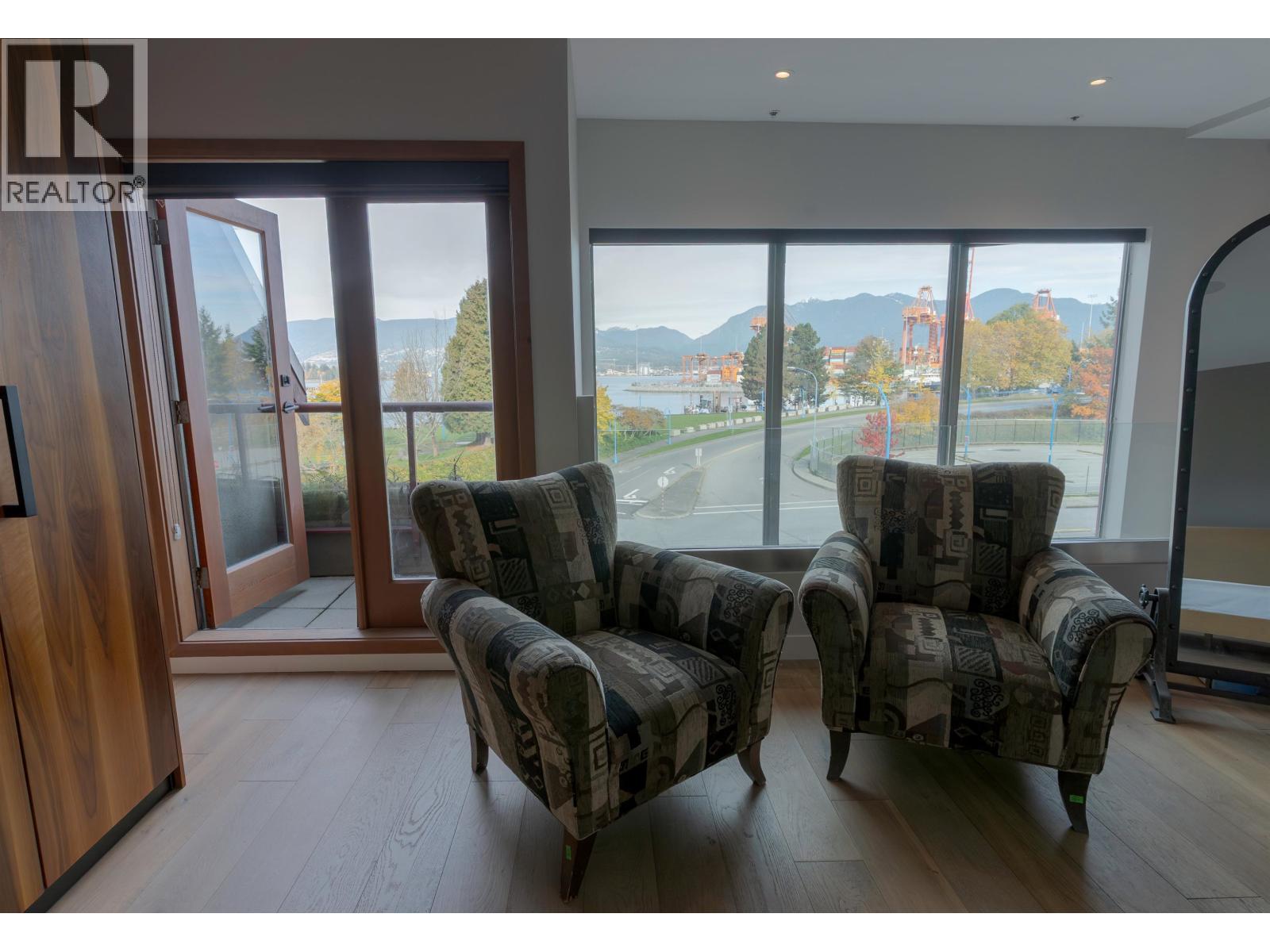 139 ALEXANDER ST, Vancouver