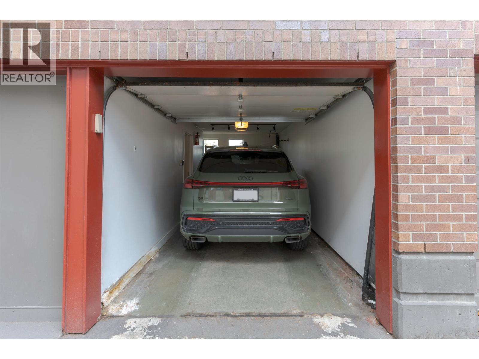 139 ALEXANDER ST, Vancouver