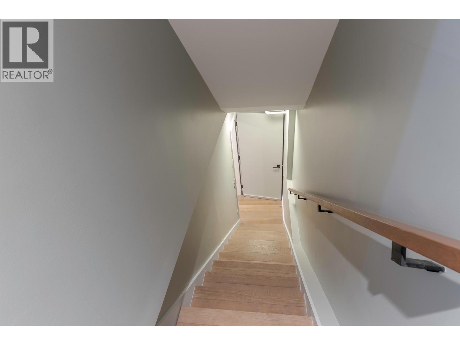 139 ALEXANDER ST, Vancouver