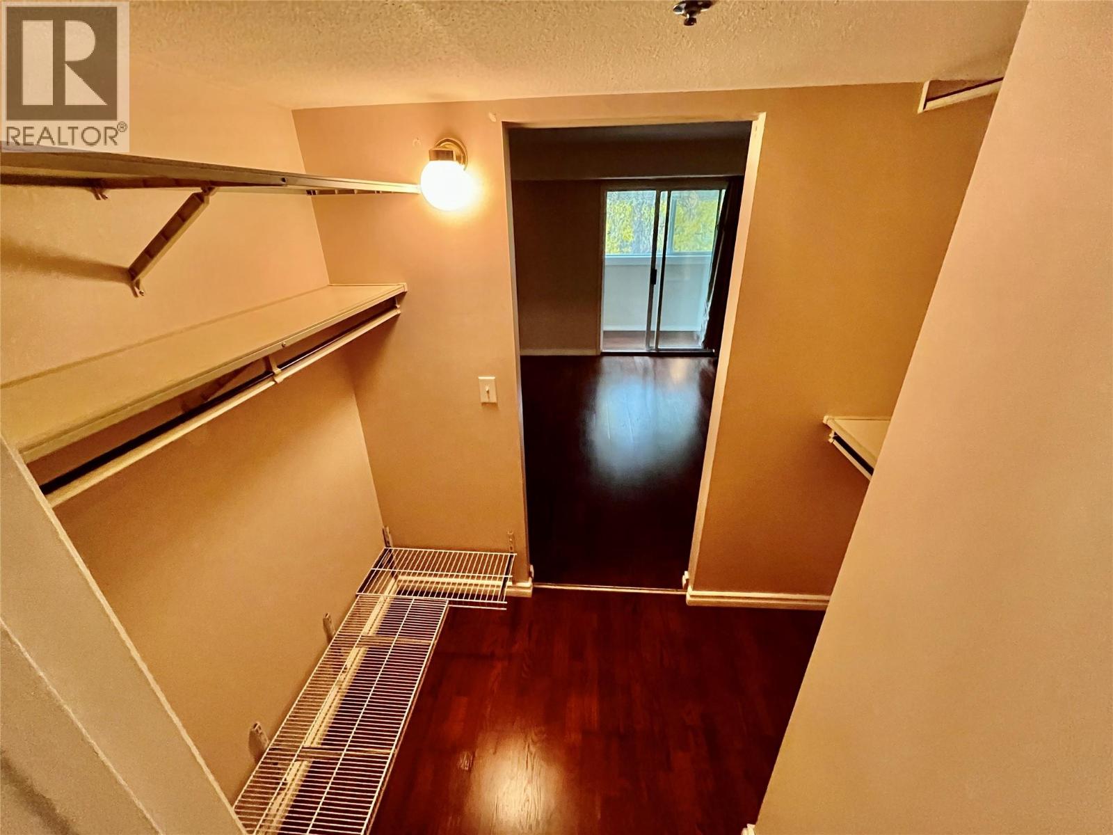 230 1045 Sutherland Avenue, Kelowna