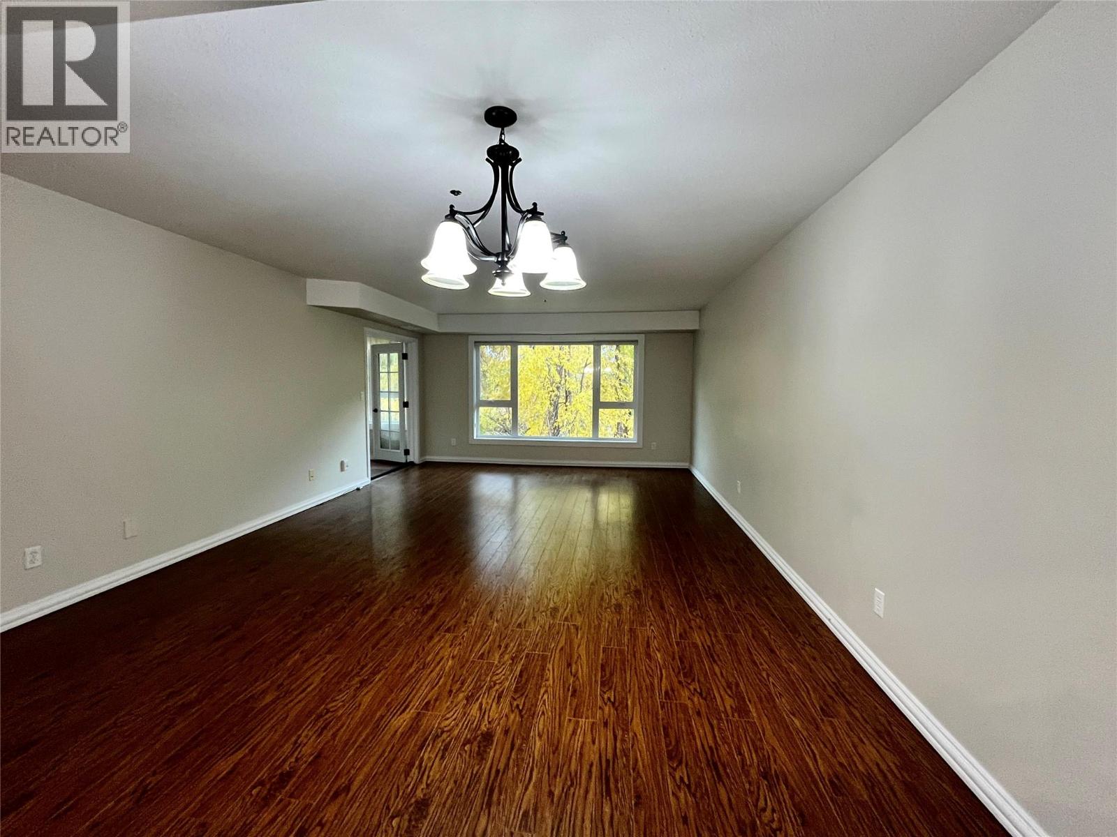 230 1045 Sutherland Avenue, Kelowna