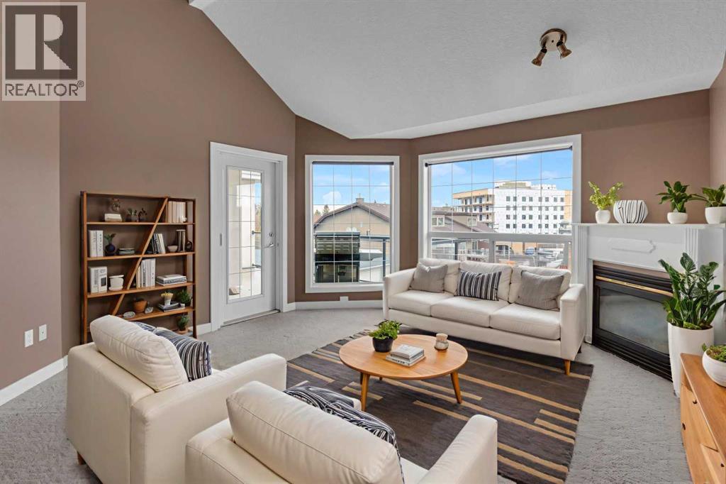 Single Family House Multi-level for Sale in   Parkdale Boulevard NW Parkdale Calgary 