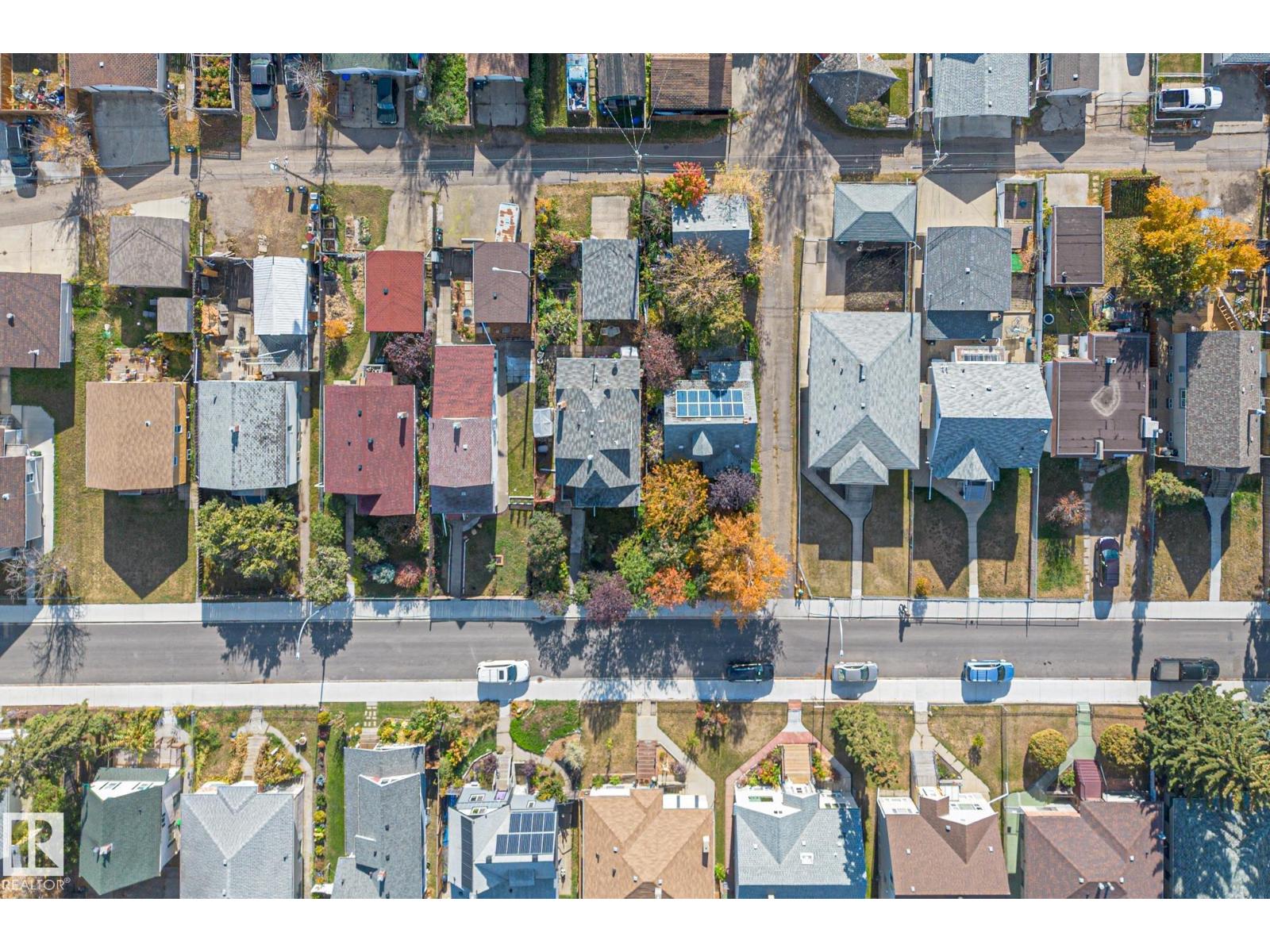 9325 110 AV NW, Edmonton