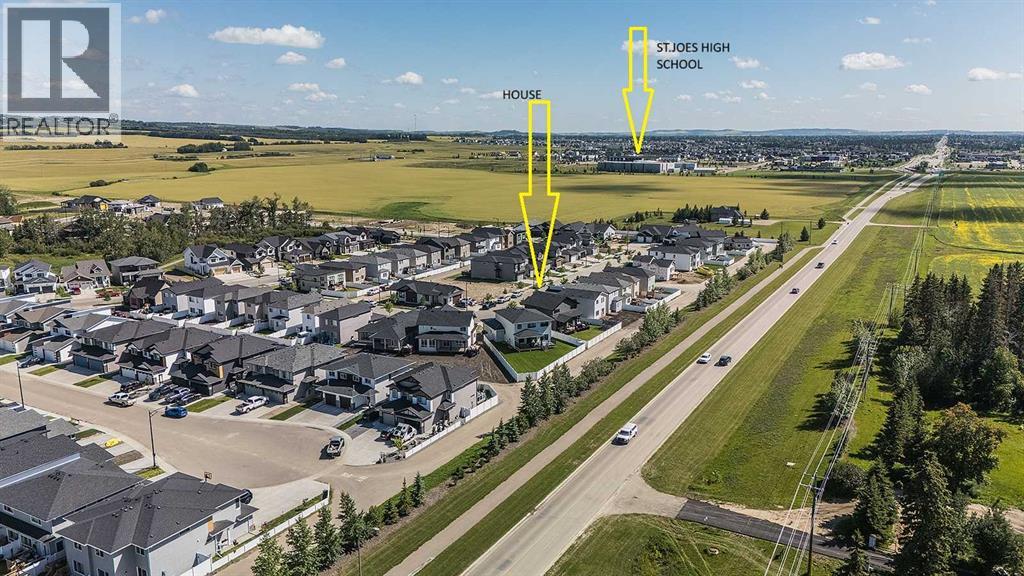 Single Family House for Sale in  Emmett Crescent Evergreen Red Deer 