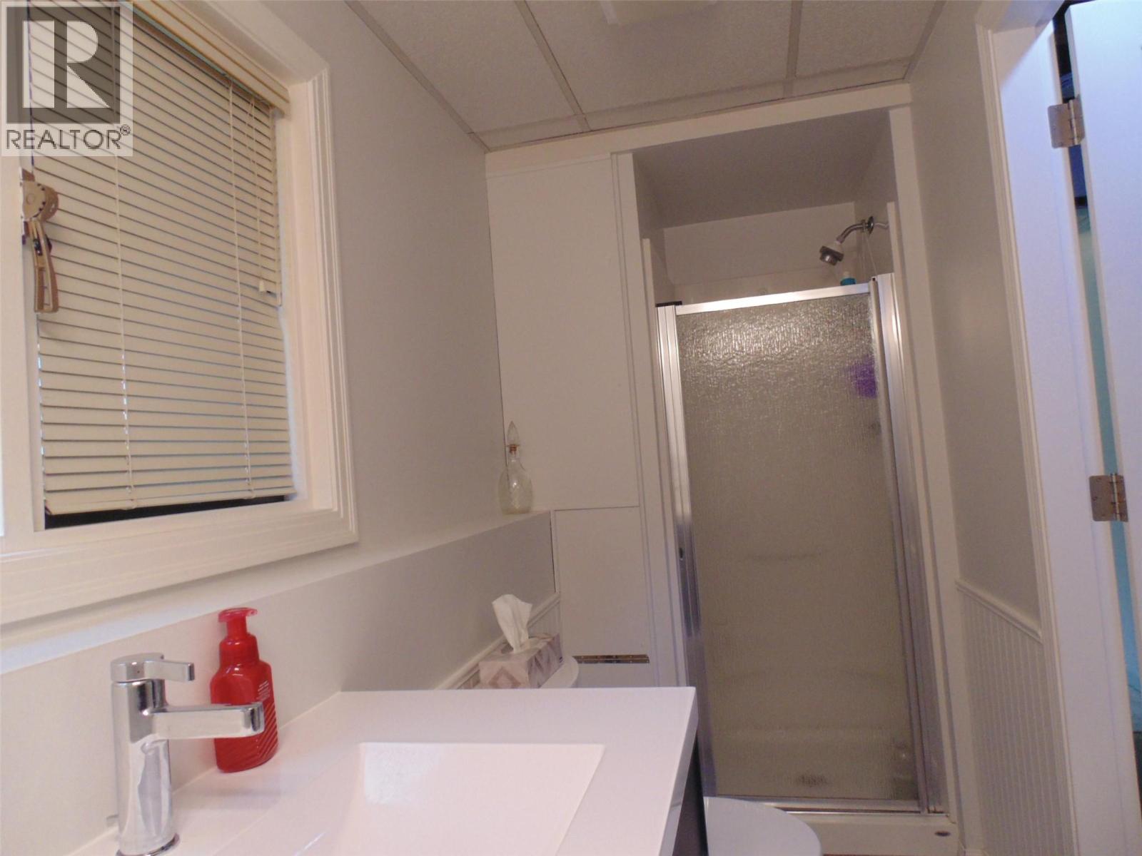 3304 8TH Avenue, Castlegar