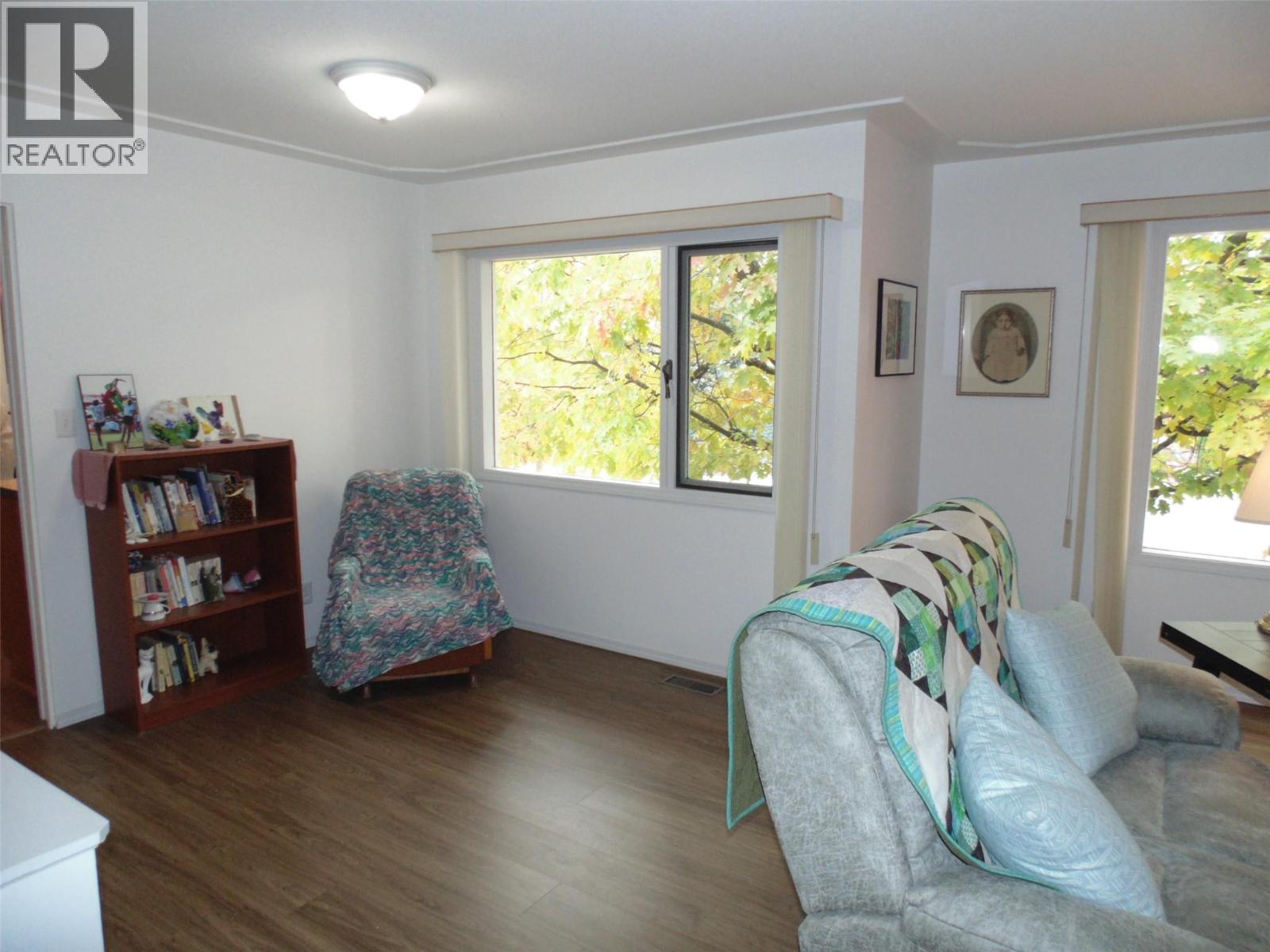 3304 8TH Avenue, Castlegar