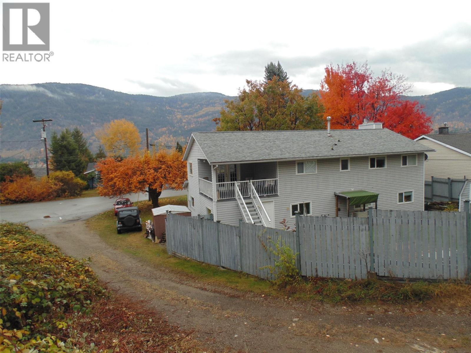 3304 8TH Avenue, Castlegar
