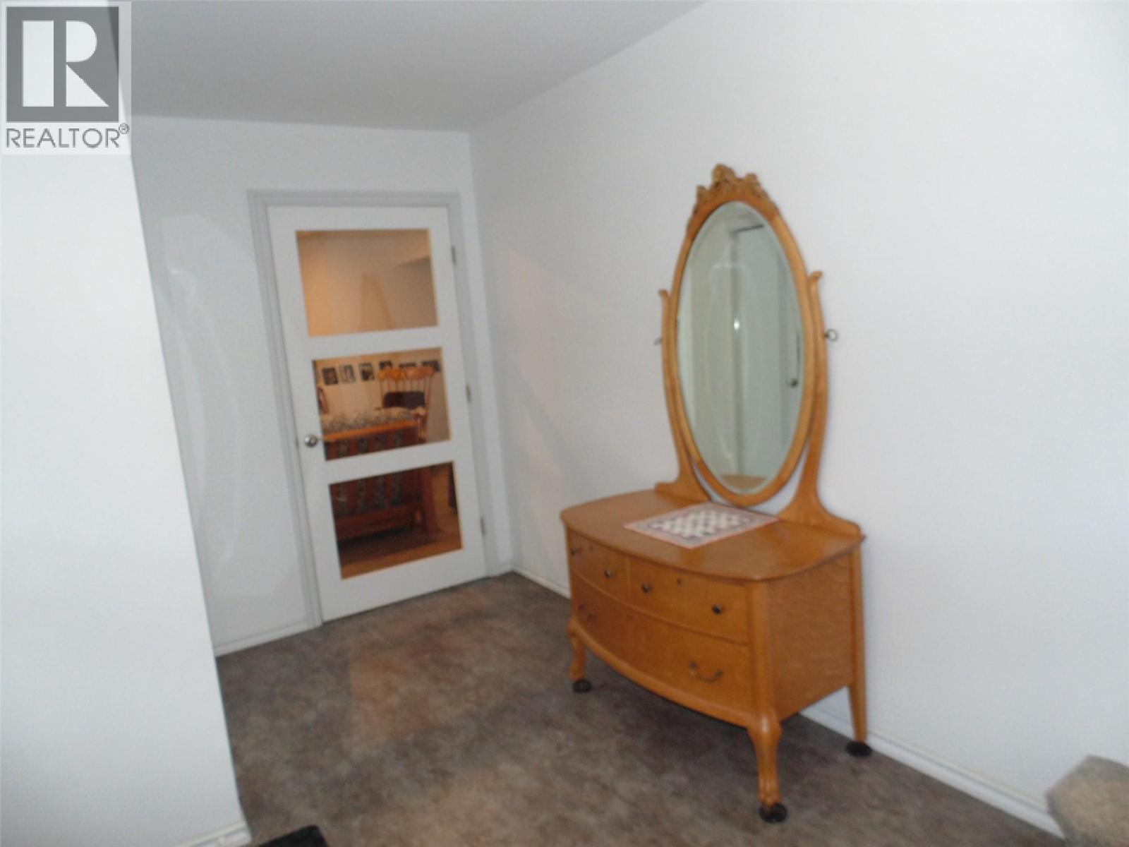 3304 8TH Avenue, Castlegar