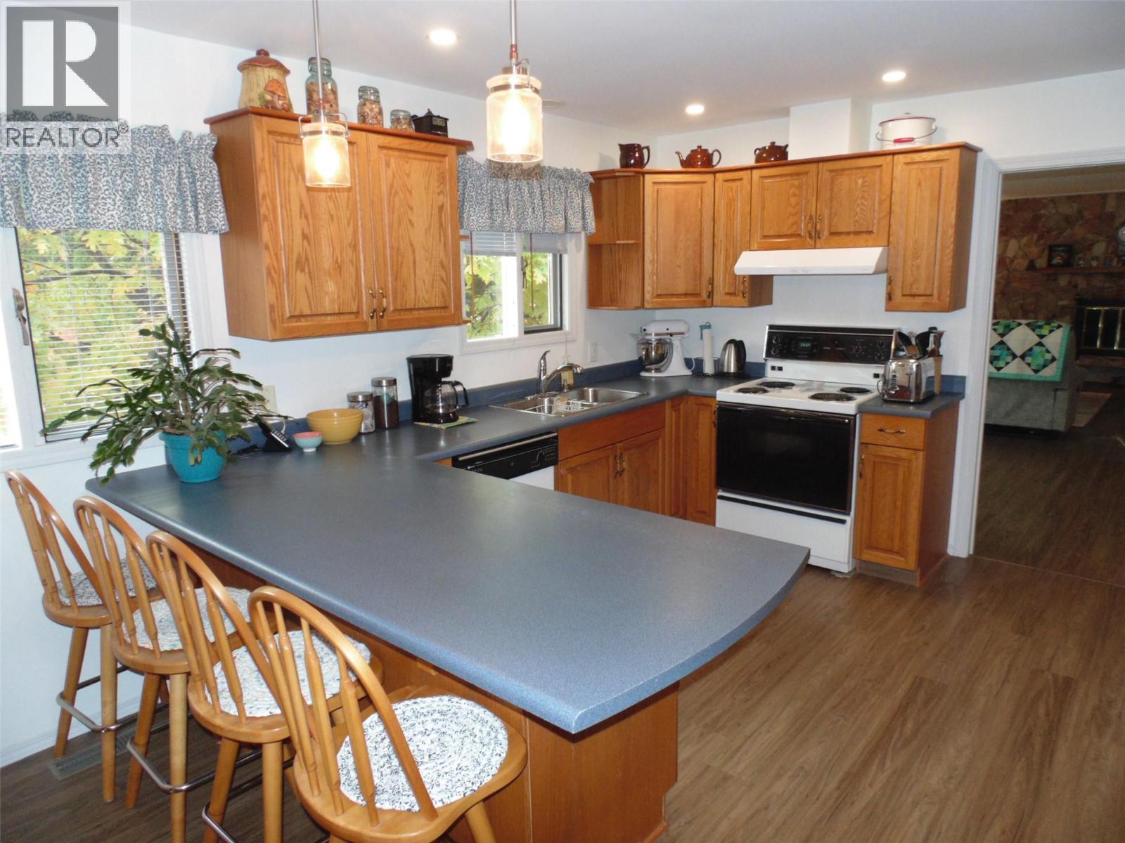 3304 8TH Avenue, Castlegar