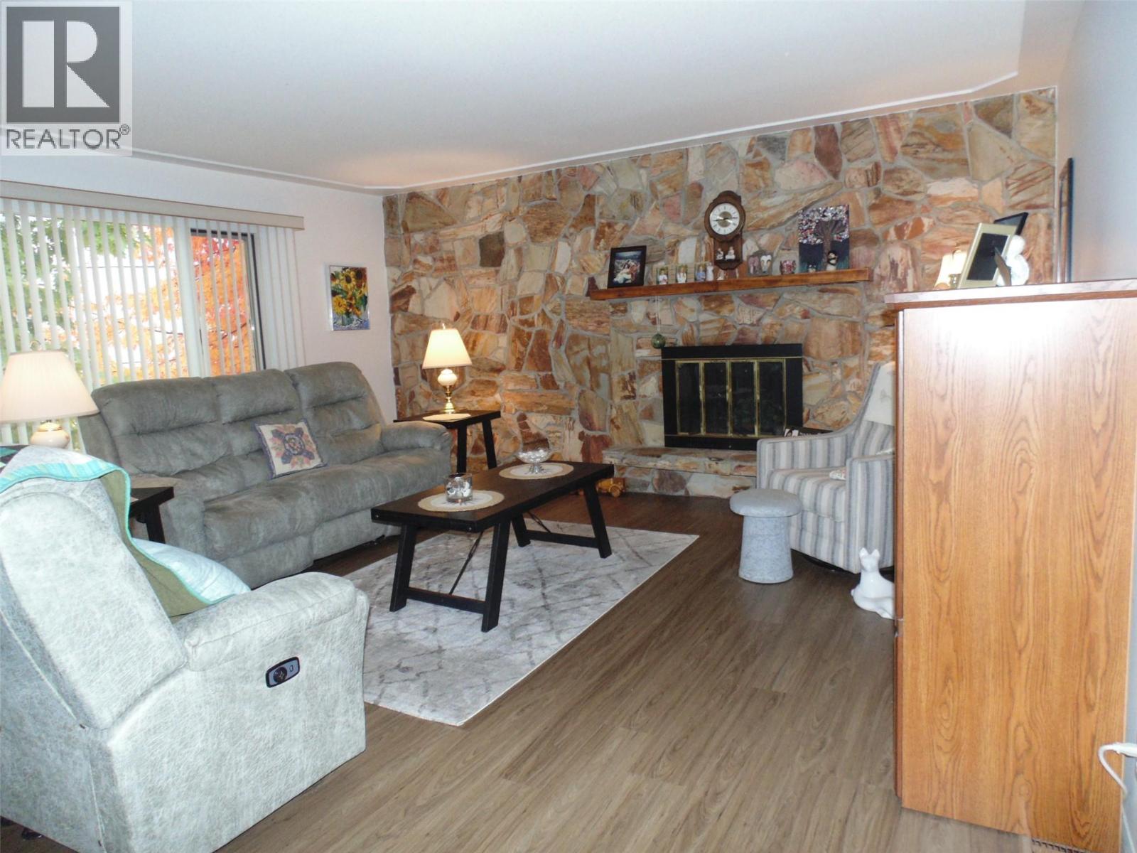 3304 8TH Avenue, Castlegar