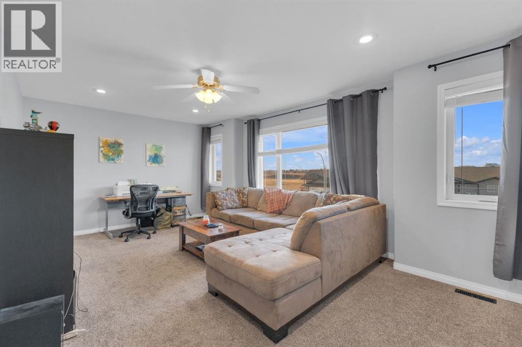 38 Rolling Hills Bay, Blackfalds