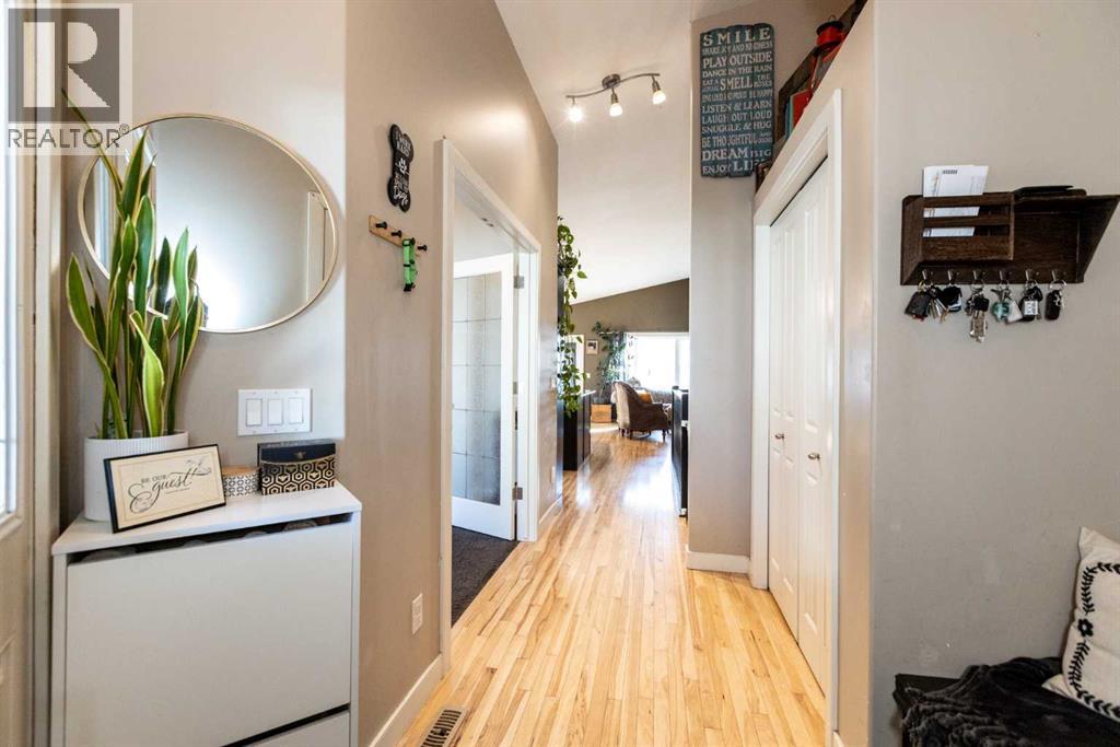 5224 48 Close, Innisfail