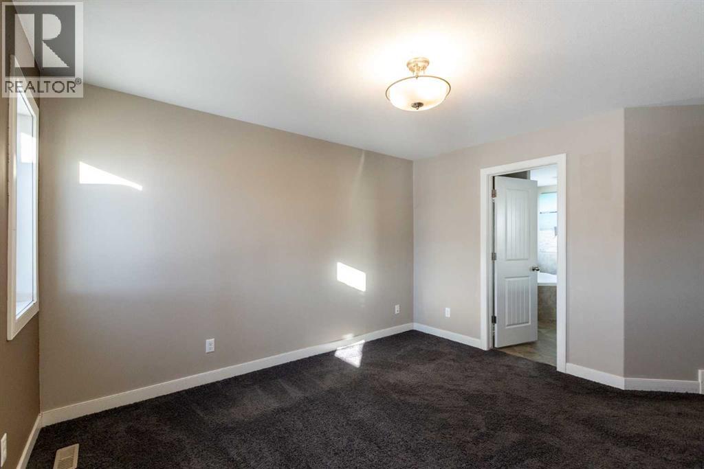 5224 48 Close, Innisfail